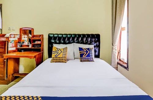Cisayong Hotel | OYO Homes 91067 Desa Wisata Santanamekar