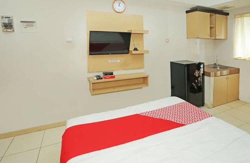 South Tangerang Hotel | Capital O 92971 Pelangi Residence
