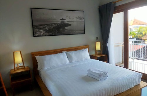 Batu Bolong House | Kubu Gena Guesthouse Canggu