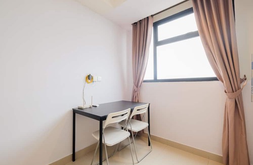 Pondokcina Apartment | Minimalist 1Br With Extra Room At Evenciio Margonda Apartment