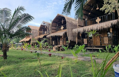 Selong Belanak Cabin | Mahkota Atia Bungallow