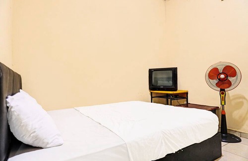 Lubuk Baja Hotel | Hotel O Ririn Homestay