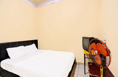 Lubuk Baja Hotel | Hotel O Ririn Homestay