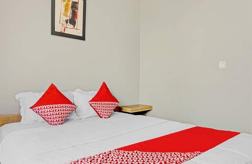 Cipete Utara Hotel | OYO 90738 Griya Dara Near Swimming Pool Essence Dharmawangsa JAKARTA