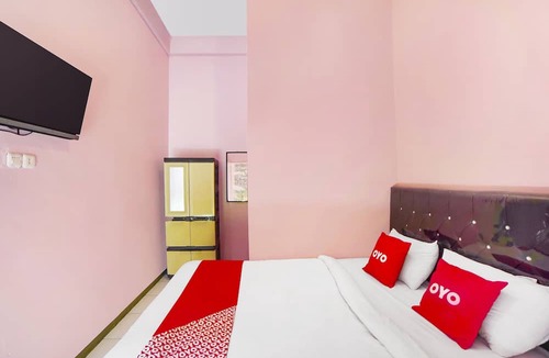 Medan Hotel | OYO 91234 Aladinmar 2