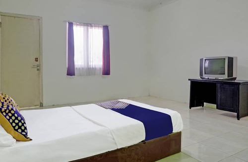 Pelabuhan Ratu Hotel | OYO 92031 Wisma Galung Syariah