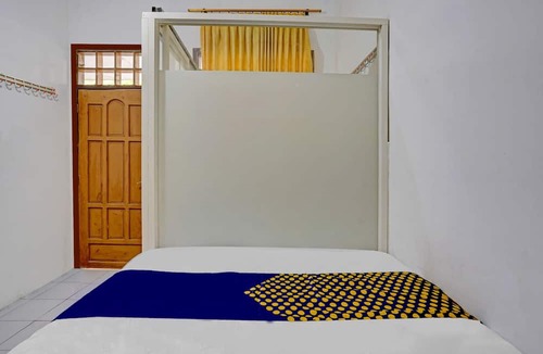 Lamongan Hotel | SPOT ON 90586 Hagawa Syariah Homestay