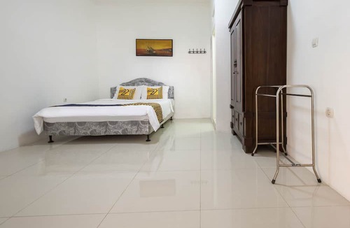 Jaka Sampurna Hotel | SPOT ON 3961 Fico's Residence Syariah