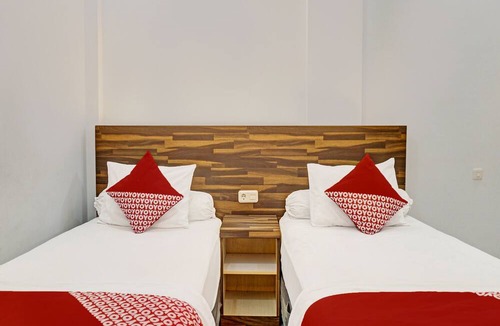 Baturaja Hotel | OYO 92152 Hotel The Wong