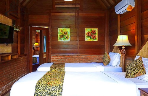 Licin Villa | Andung Andung Villa and Resto
