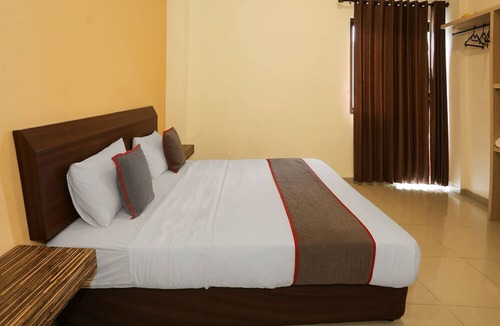 Gambir Hotel | Collection O 92130 Hotel Fiducia Kaji