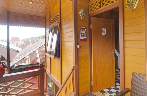Manado City Centre Hotel | Hotel O Pulisan Ekowisata Homestay Near Wisata Pantai Desa Pulisan (Pulisan Beach Tour)
