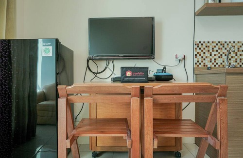 Kayu Putih Apartment | Cozy Living 1Br At Tifolia Apartment