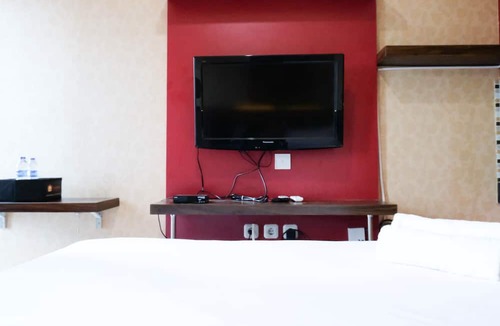 Wonokromo Apartment | Strategic And Cozy Living Studio At Tamansari Papilio Apartment