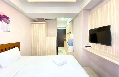 Malabar Apartment | Homey Studio Room At Grand Asia Afrika Apartment