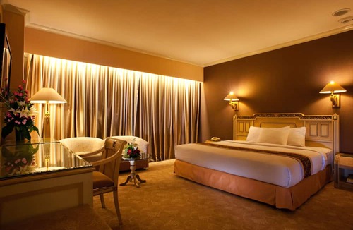 Senayan Hotel | Kartika Chandra