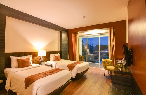 Bukittinggi Hotel | Grand Rocky Hotel