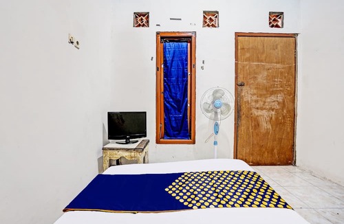 Surabaya Hotel | Hotel O Tarlo Guest House 4