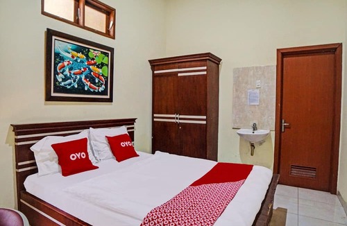 Medan Hotel | OYO 92430 Anora Homestay
