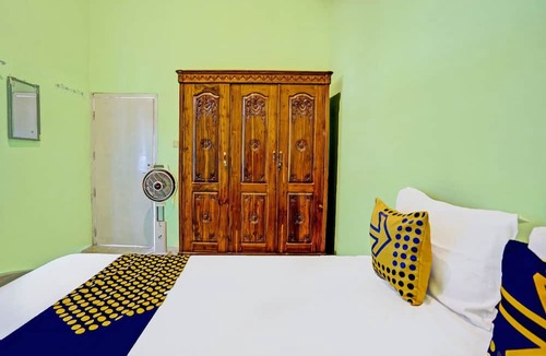 Lamongan Hotel | OYO 91868 Nusa Indah Guest House Syariah