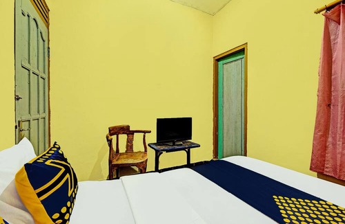Kopeng Hotel | SPOT ON 92414 Hotel Pereng Sari