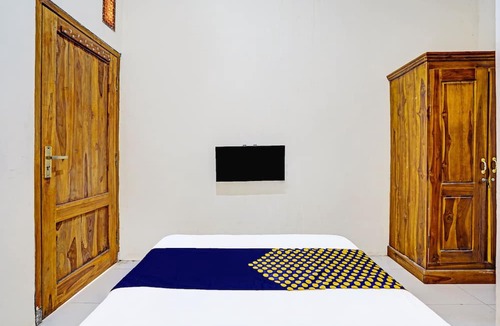 Probolinggo Hotel | SPOT ON 91824 Rumah Kaloka Syariah
