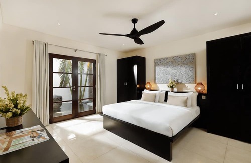Kerambitan Villa | Black Beach Villa - Absolute Beachfront