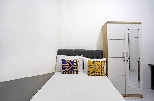 Siwalankerto Hotel | SPOT ON 91360 Swk 68 Syariah