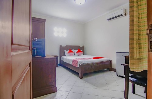 Mampang Prapatan Hotel | Hotel O Gayatri Residence
