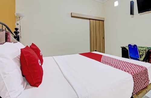 Temon Hotel | OYO 92045 Panca Putri Guest House