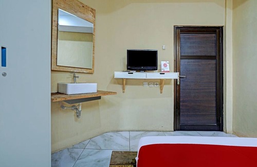 Cikampek Hotel | OYO Capital O 90081 Pondok Sabaraya 2 Syariah