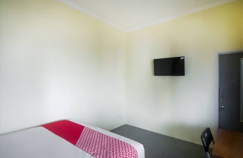 Pondok Aren Hotel | Hotel O Homia Residence