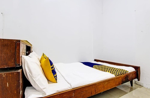 Pemalang Hotel | Hotel O Adinda Kost