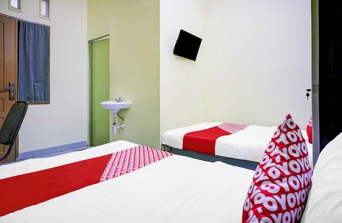 Parmonangan Hotel | Hotel O Balige City Near Tugu Juara Monang