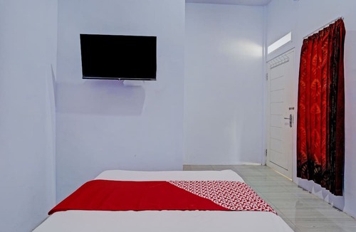 Banyuwangi Hotel | Hotel O Niza Guesthouse Syariah