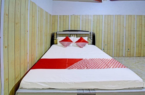 Pare Hotel | OYO 3012 Coupis Guesthouse Syariah