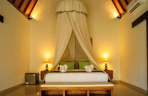 Penida Island Hotel | Green Coco Suite