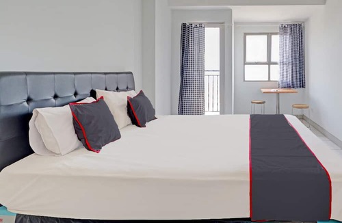 Cibaduyut Hotel | Capital O 92557 Apartemen Mekarwangi Square By Agus
