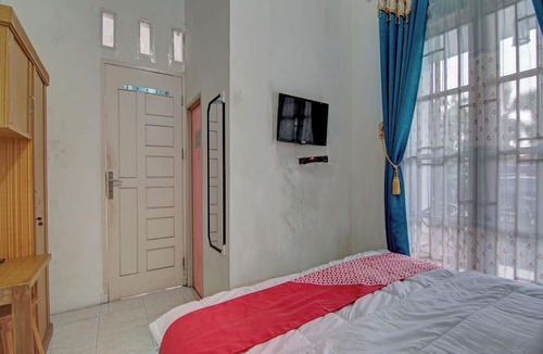 Pasir Pengaraian Hotel | OYO 92818 Penginapan Garuda Syariah