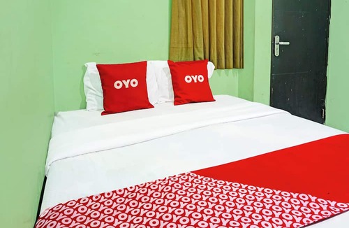 Jombang Hotel | OYO 91683 Wijaya Kusuma Homestay