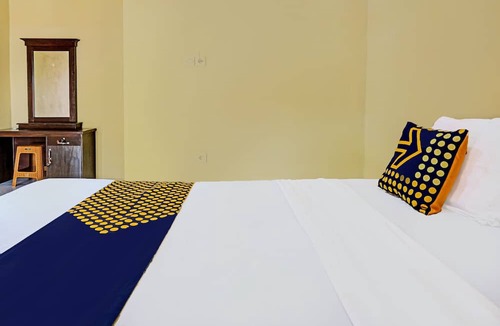 Sendang Hotel | OYO Life 91988 Azka Homestay Klayar