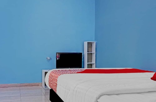 Depok Hotel | Hotel O Fajar Inn