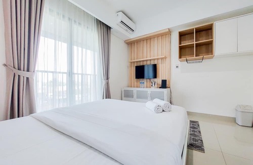 Pondok Aren Apartment | Comfort 1Br Without Living Room Bintaro Embarcadero Apartment