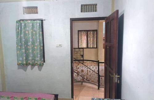 Manado City Centre House | Hotel O Panorama House Near Lokon Camping Ground