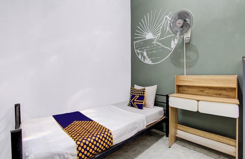 Kendal Hotel | SPOT ON 92490 Casa Homestay Syariah