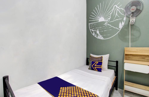Kendal Hotel | SPOT ON 92490 Casa Homestay Syariah