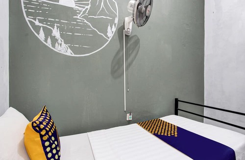 Kendal Hotel | SPOT ON 92490 Casa Homestay Syariah