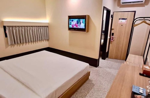 Melawai Hotel | Liberta Hub Blok M Jakarta