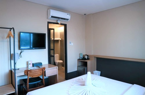 Melawai Hotel | Liberta Hub Blok M Jakarta