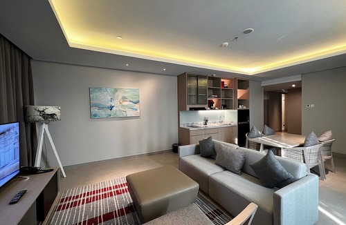 Cilandak Hotel | Ra Suites Simatupang
